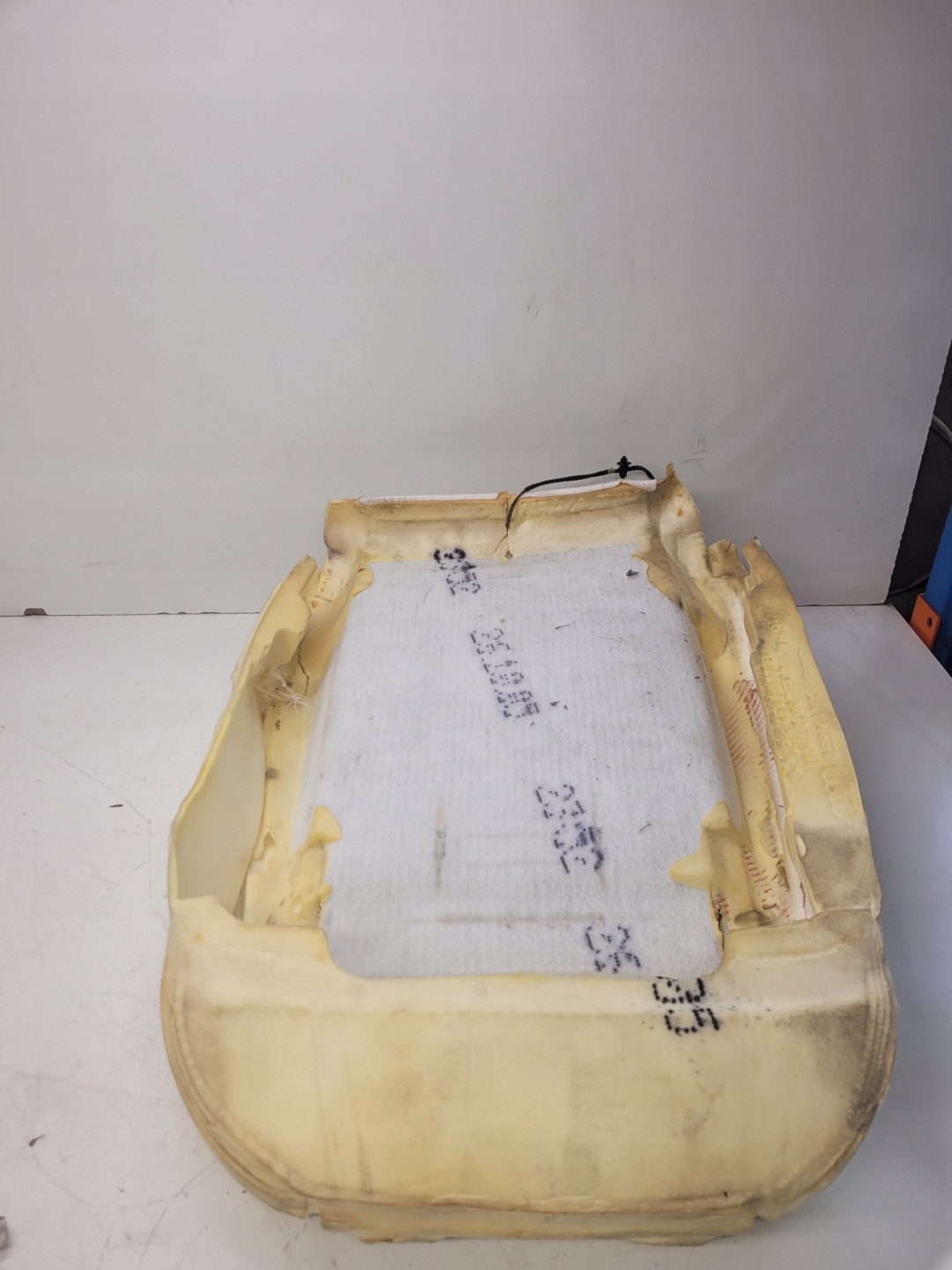 MATA GRZEWCZA SITZ GORA AUDI A6 C6 4F0963557M