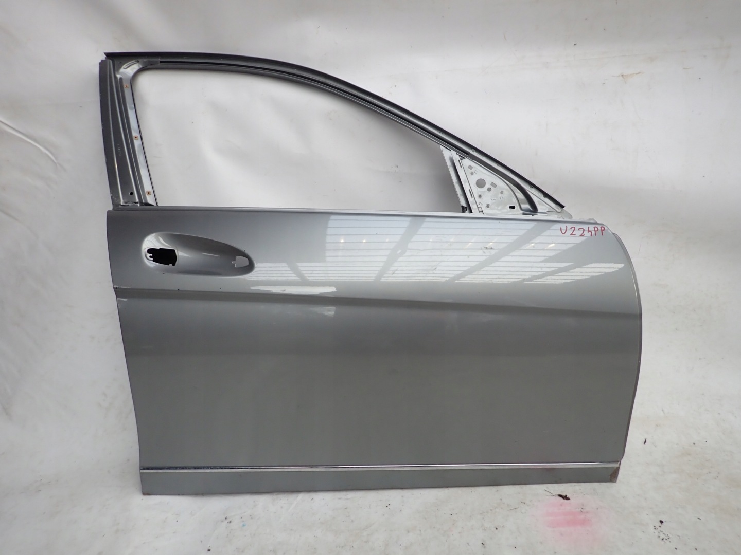 MERCEDES W204 C-KLASA 07- door right front front