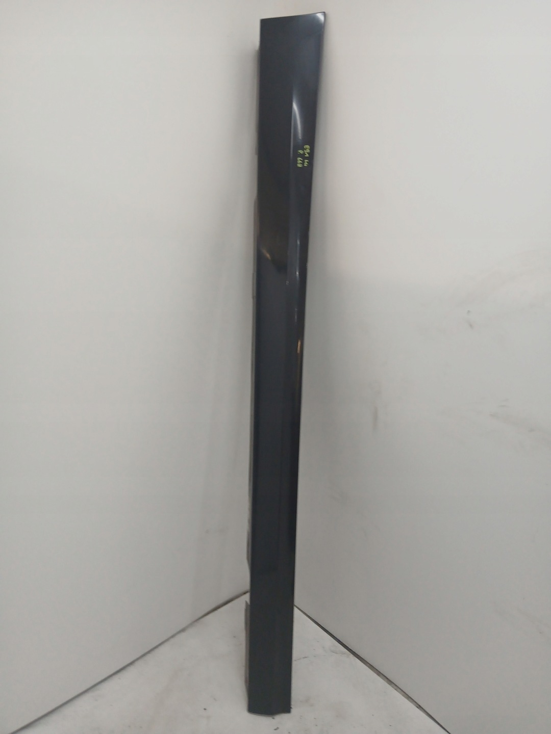 moulding threshold right BMW E90 E91 LIFT 668/9