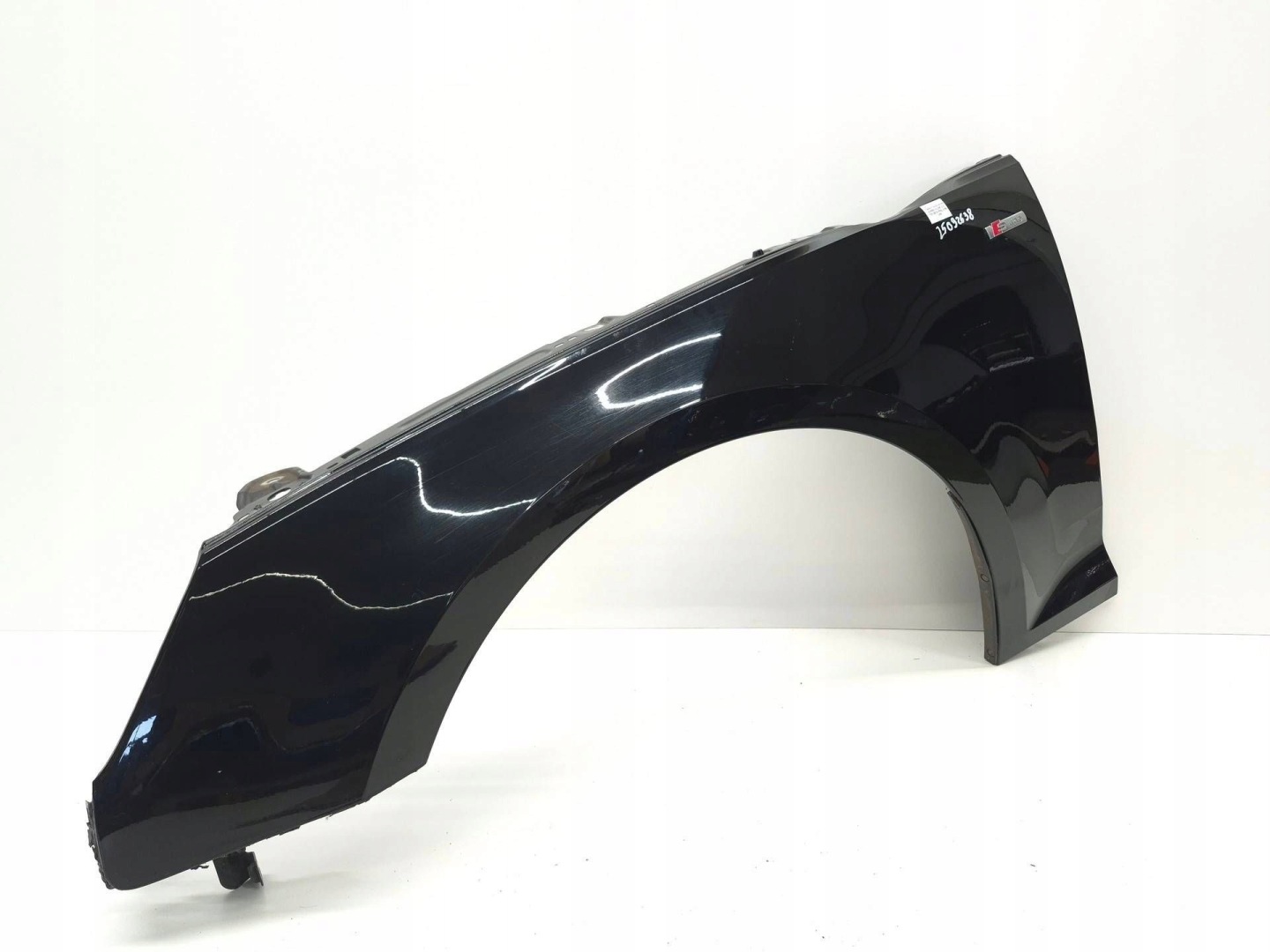fender left front front AUDI A4 B9 S-LINE LY9B