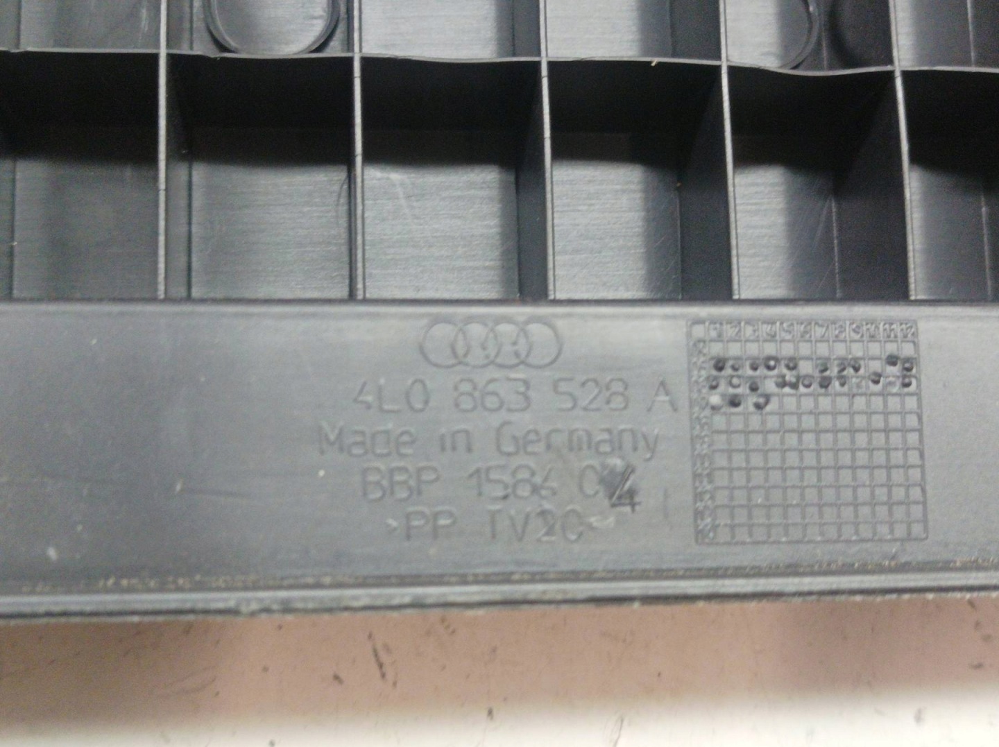 cover moulding boot bearing left right KPL 4L Audi Q7 and (2005-2015)