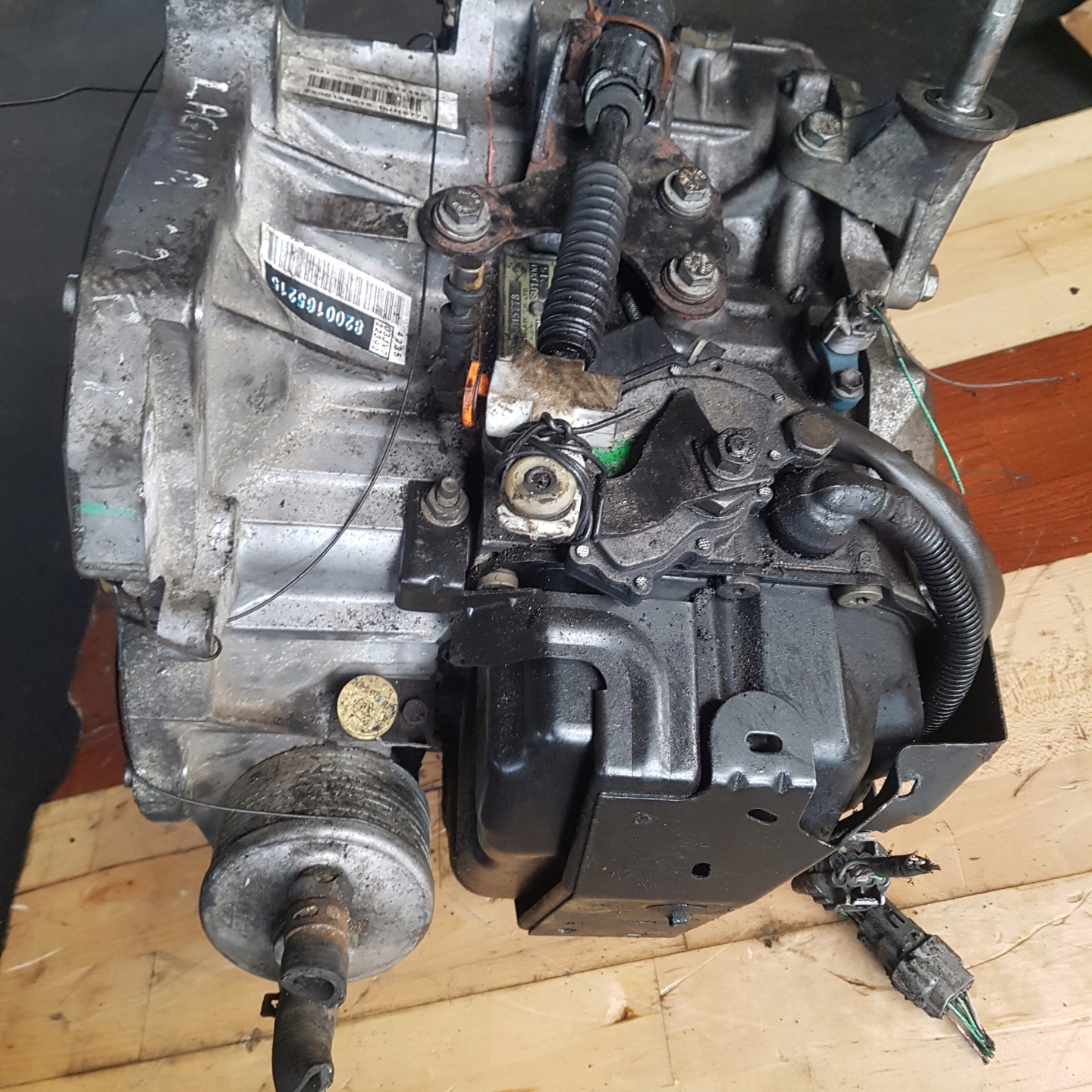 Getriebe AUTOMATYCZNA RENAULT LAGUNA 2 SU1.000 2.2 DCI