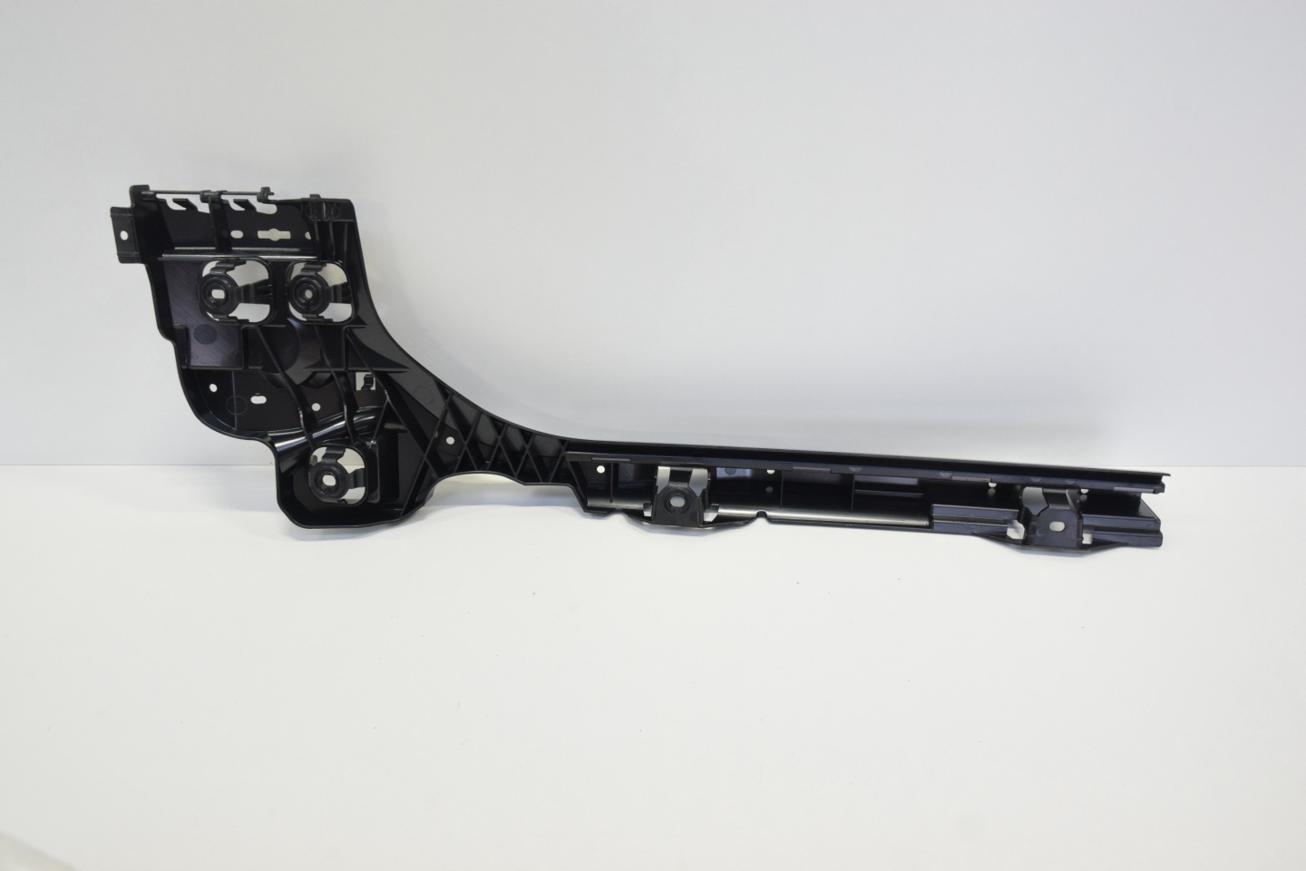 support right holder bumper BMW 3 G21 LCI G81