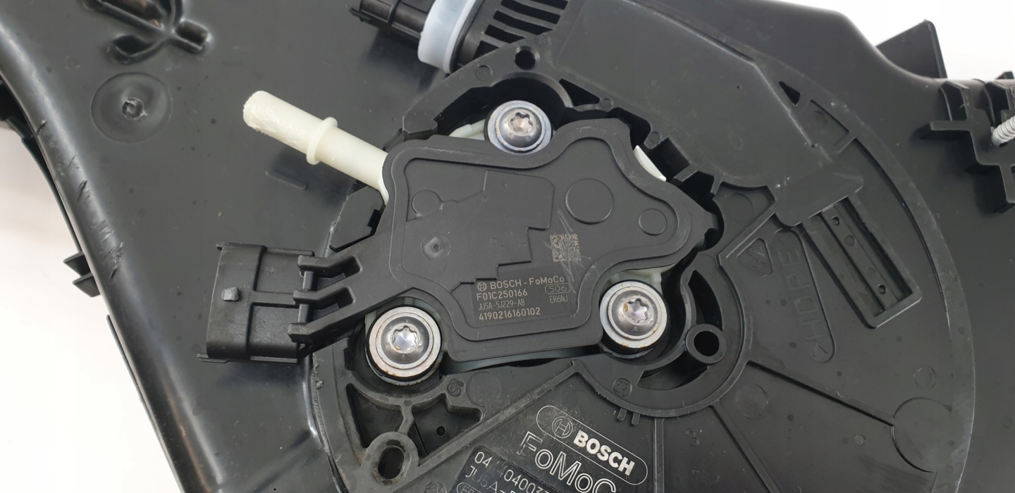 serbatoio Pompa ADBLUE FORD TRANSIT CUSTOM CONNECT II KV61-5J250-BE