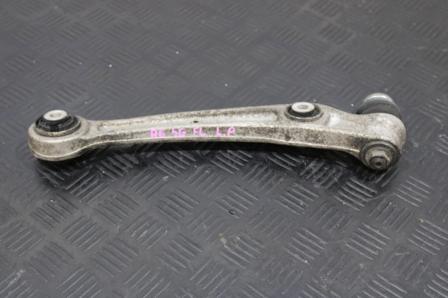 arm left front lower 8K0407155C AUDI A6 C7 4G0 4G9 LIFT