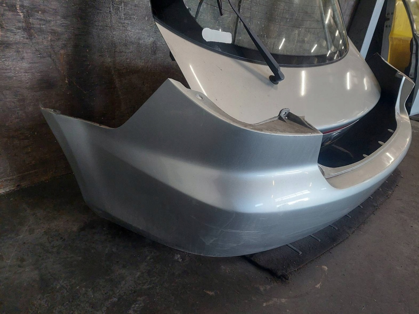 complete rear part trunk door bumper light sider MAZDA 6 and 25H