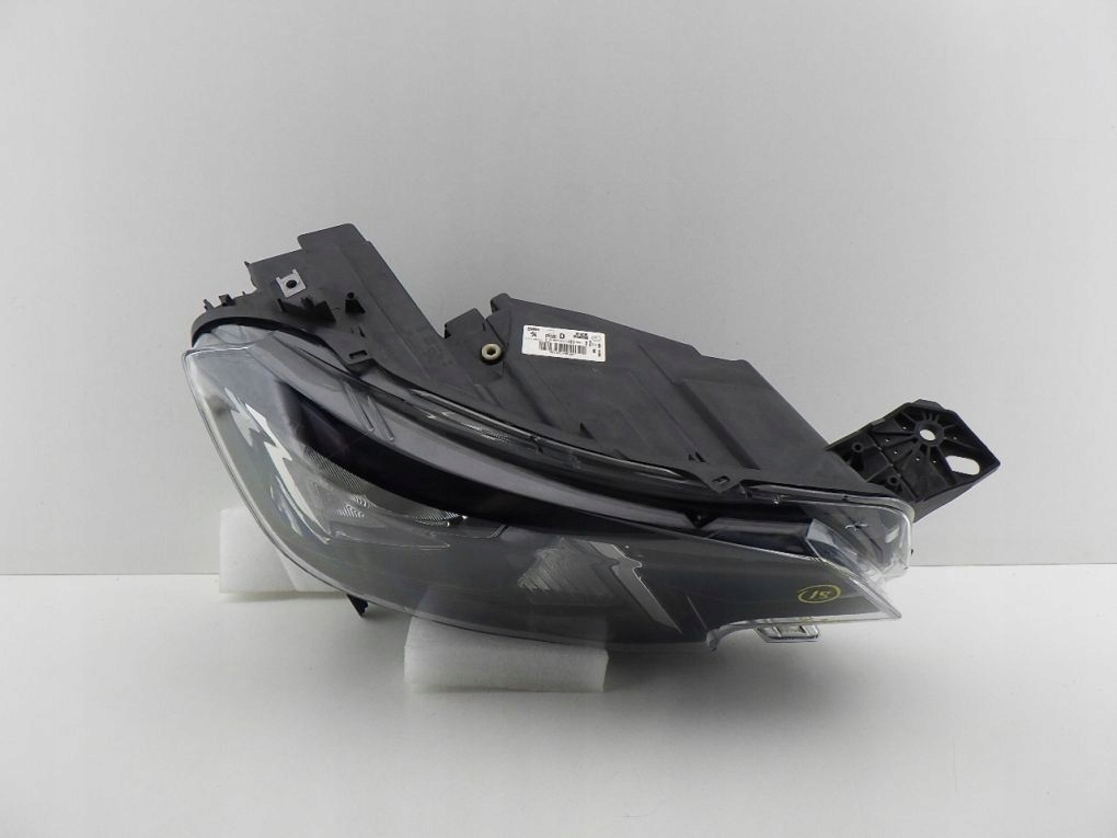 PEUGEOT PARTNER 4 IV RIFTER 18- light right