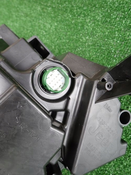 JEEP AVENGER FULL LED 22- reflektor right light