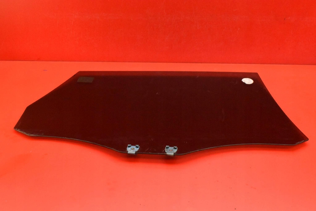 window side left rear part rear MITSUBISHI GRANDIS 03-11