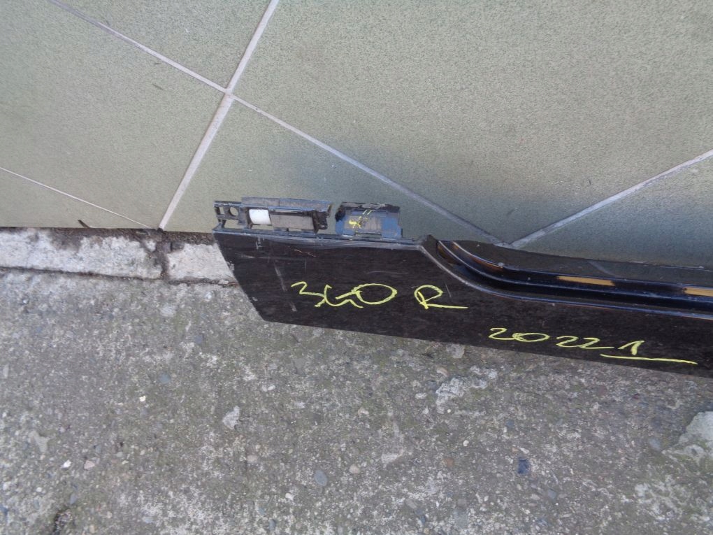 VW PASSAT B8 3G0 14- threshold right moulding