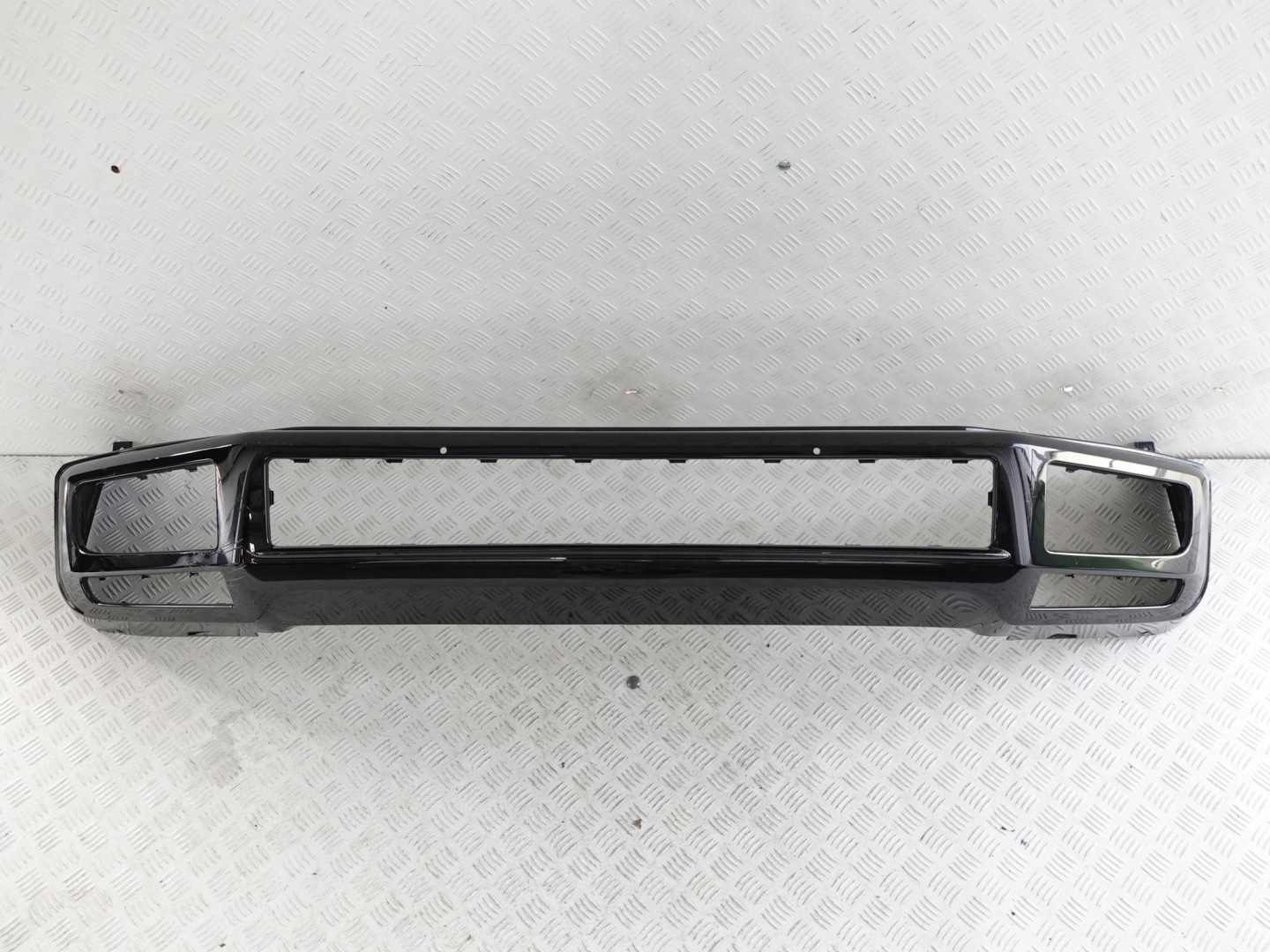 MERCEDES G-KLASA W463 III 18- bumper front *PDC*