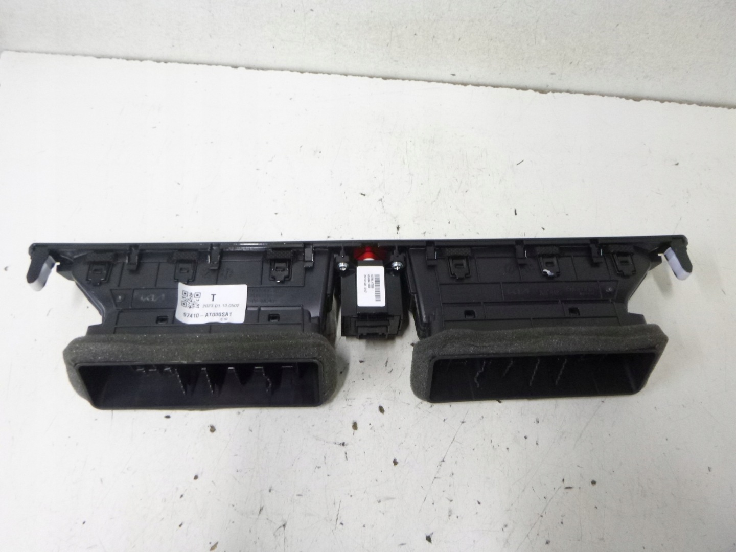 grid air conditioning devices central Kia Niro II 22r. switch of warning lights