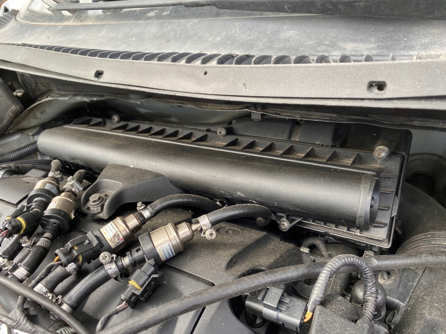 Gehäuse filter luft 1.6 16V Peugeot 207 SW 07-13