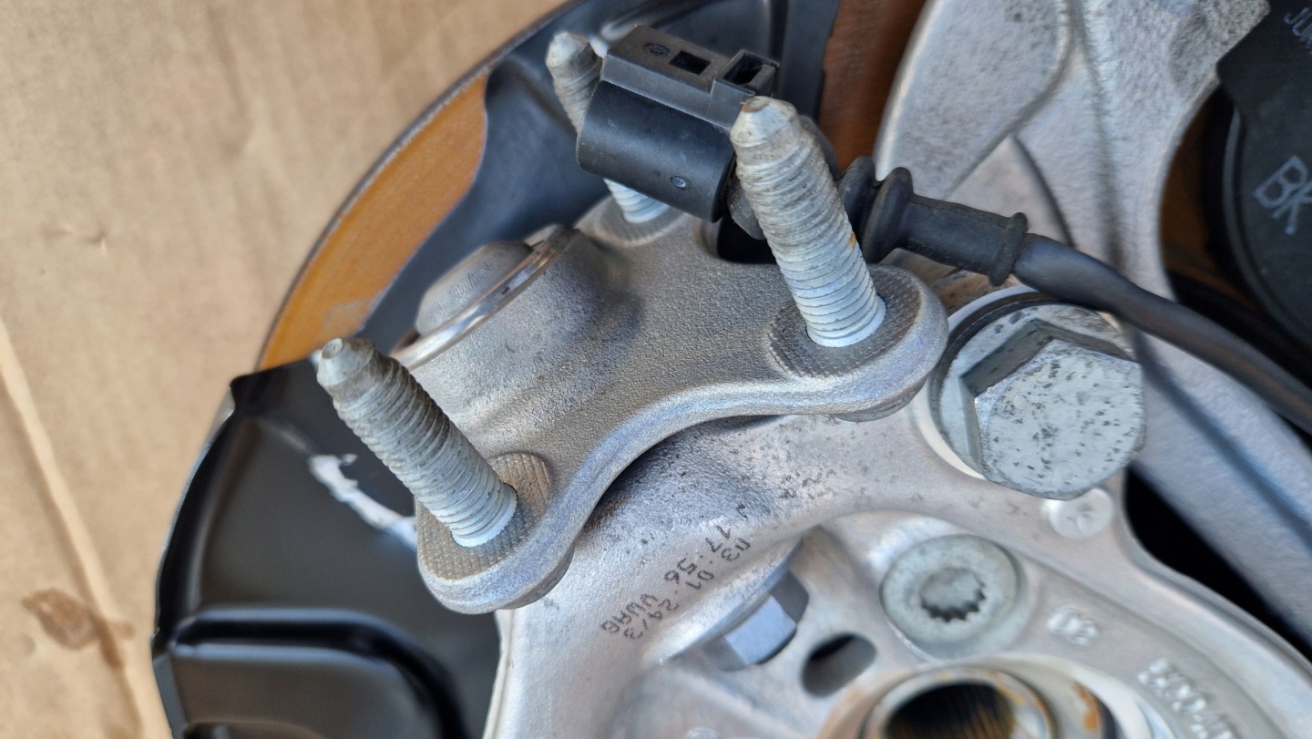 swing caliper disc 5Q0407258C PASSAT B8 ARTEON TIGUAN as new KPL