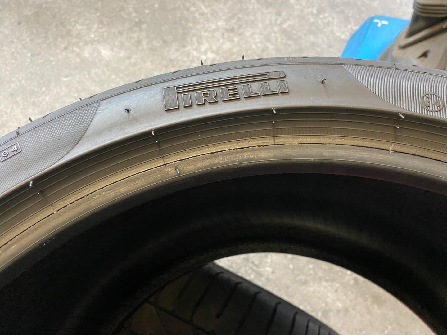 2 tyres summer 305/30R19 Pirelli P Zero as new 7mm