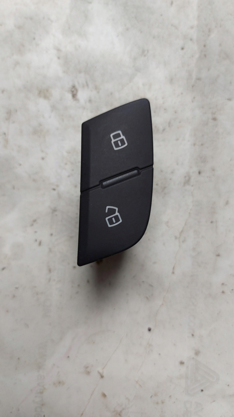 switch of a lock central left button blocking door AUDI A7 4G OE EU
