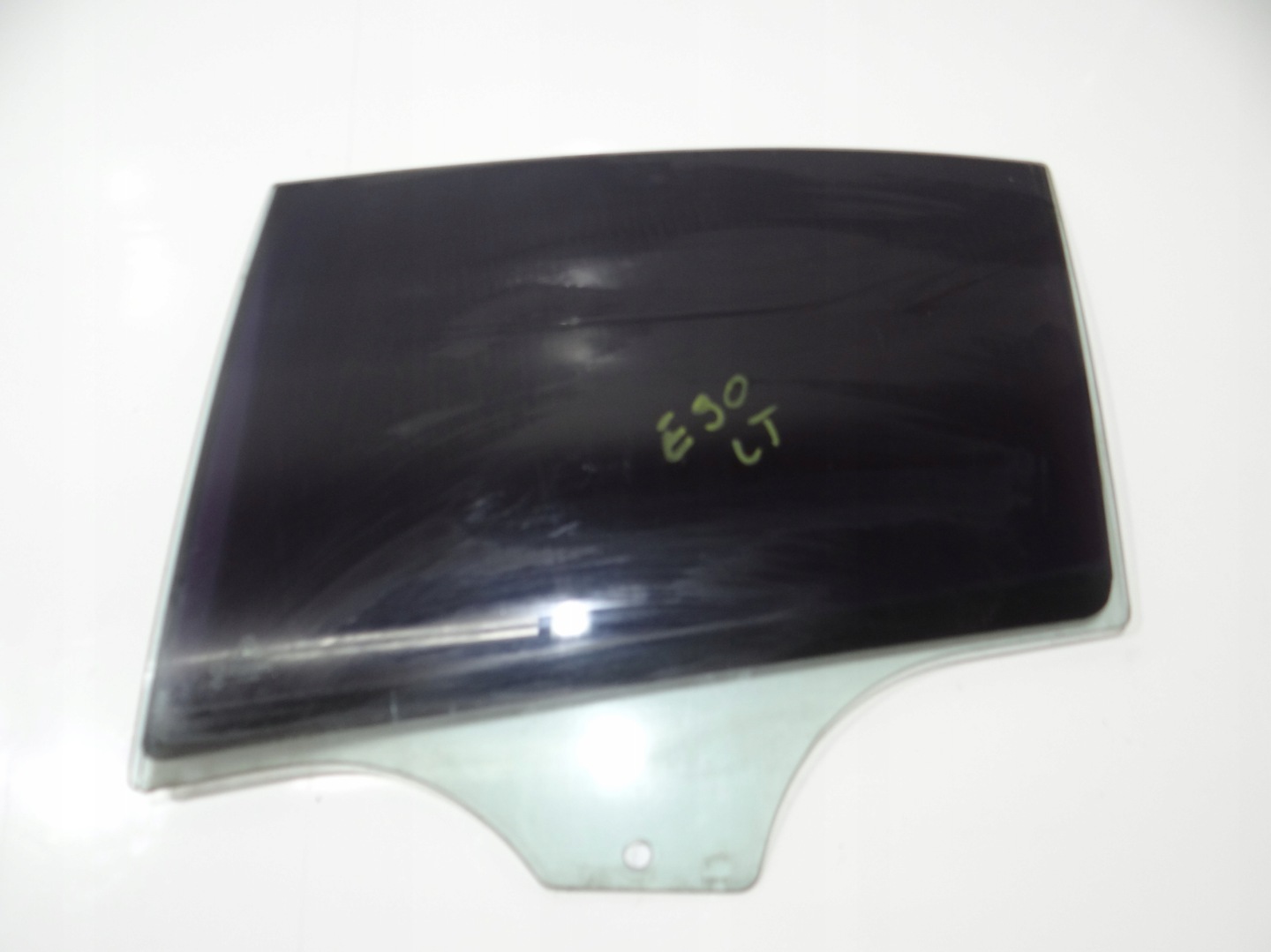 window side door left rear part BMW E90 (16932482)