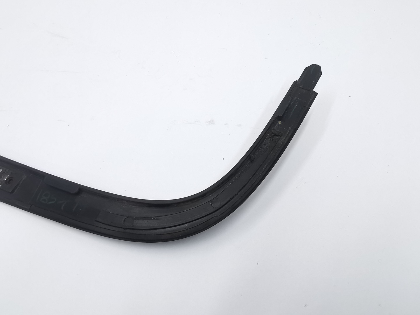 moulding door right rear part DODGE RAM 1500 / 68348688AF