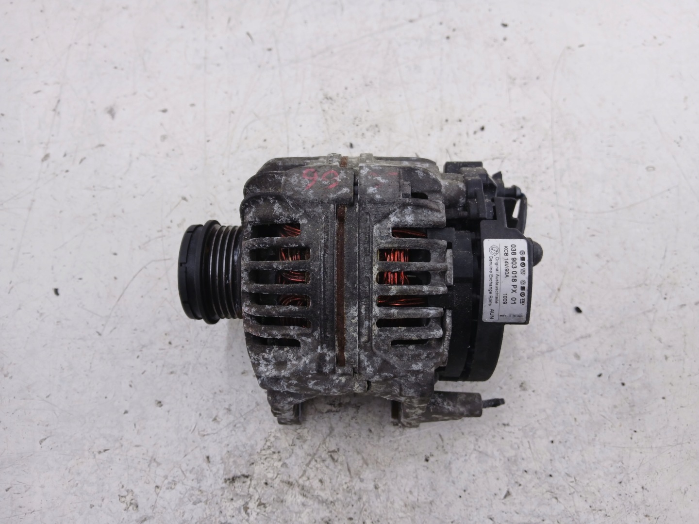 VW GOLF IV BORA SEAT LEON e 1.6 alternatore 038903018PX