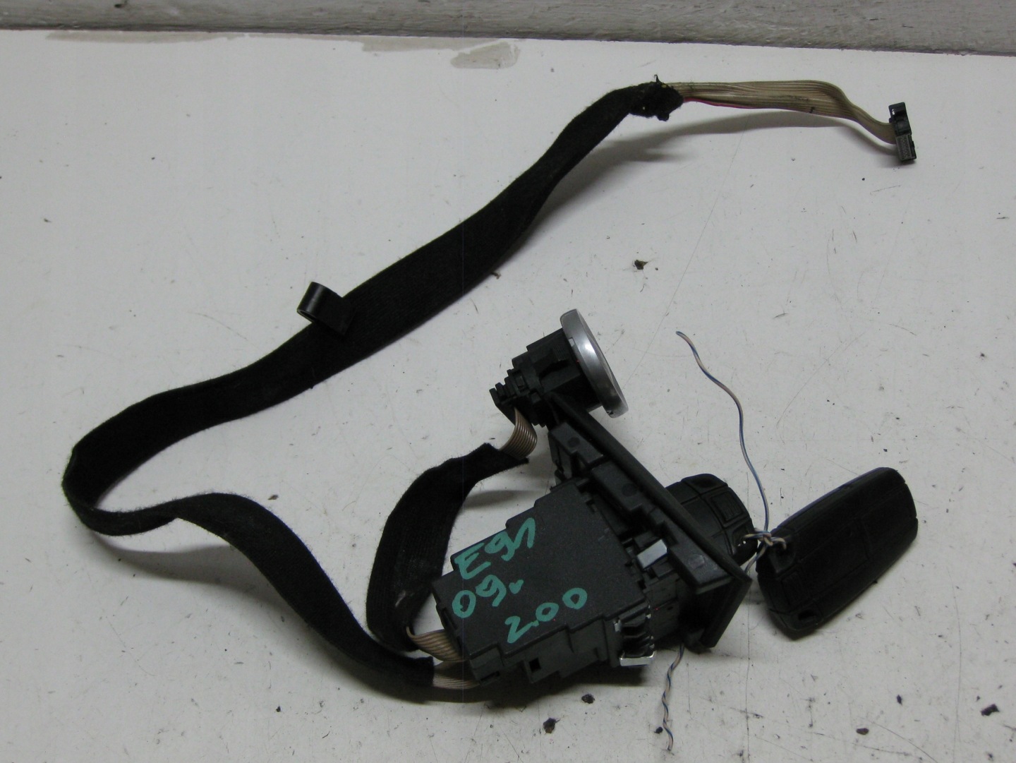 BMW E91 2.0 D 09R ignition adapter PILOT 6954719