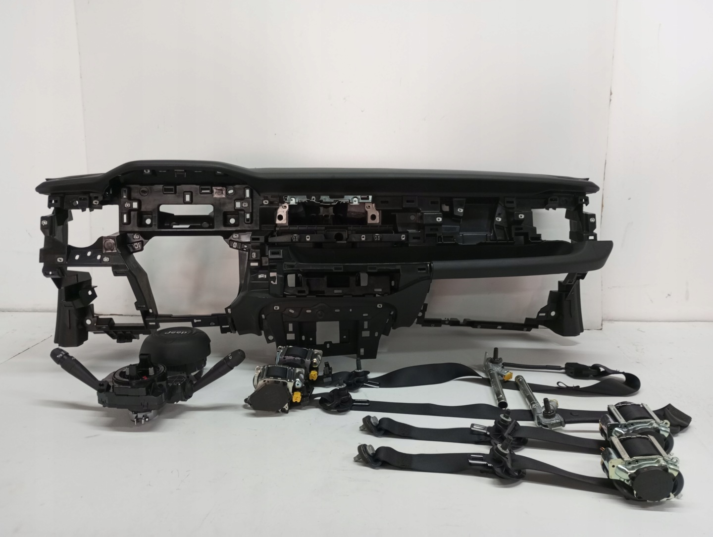 dashboard JEEP AVENGER 23R