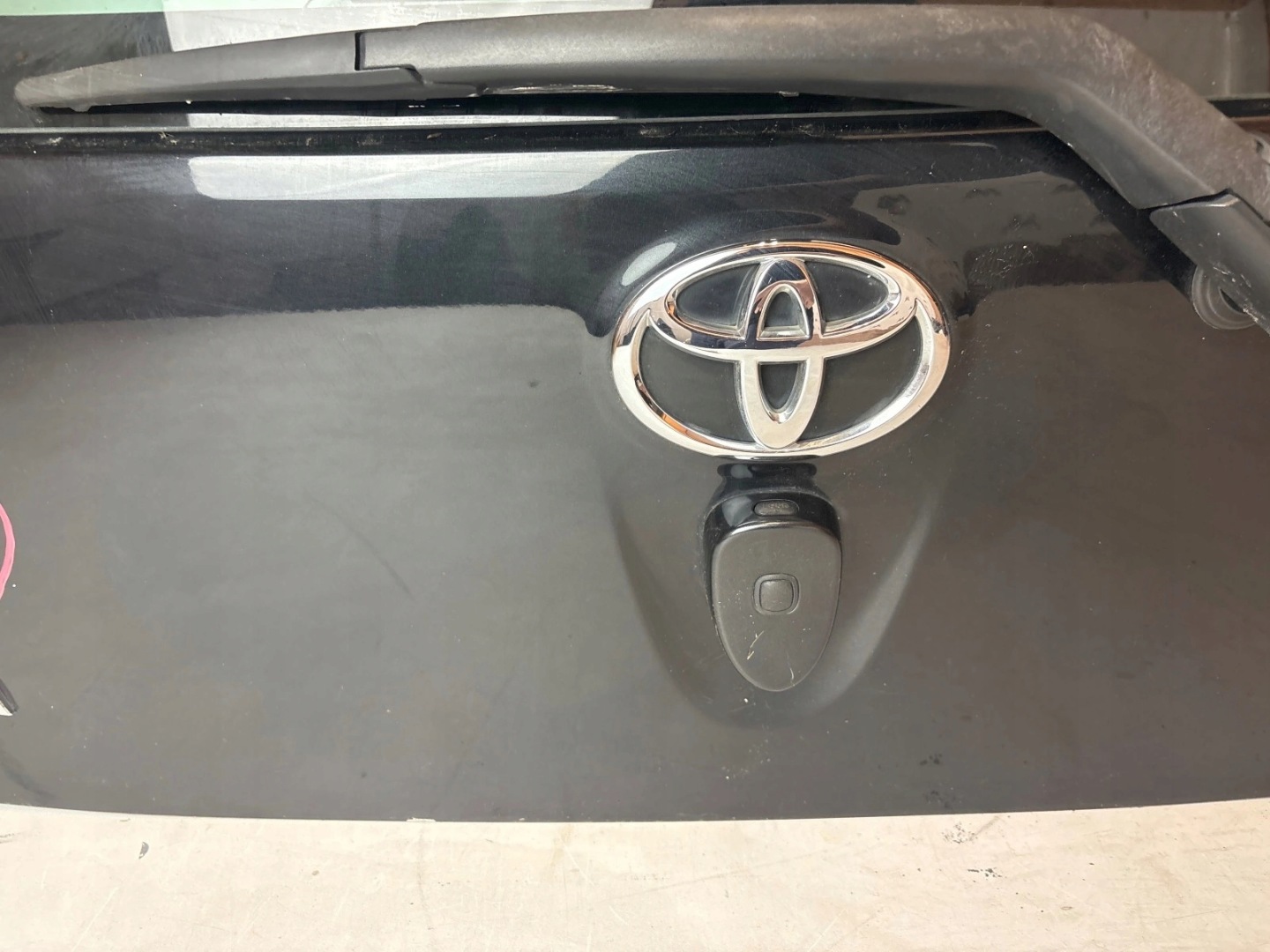trunk door boot Toyota IQ black