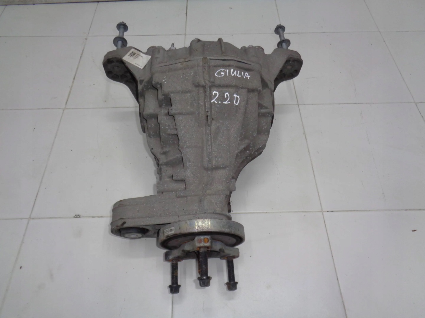 ALFA ROMEO GIULIA Q4 2.2 JTD diff differential rear part