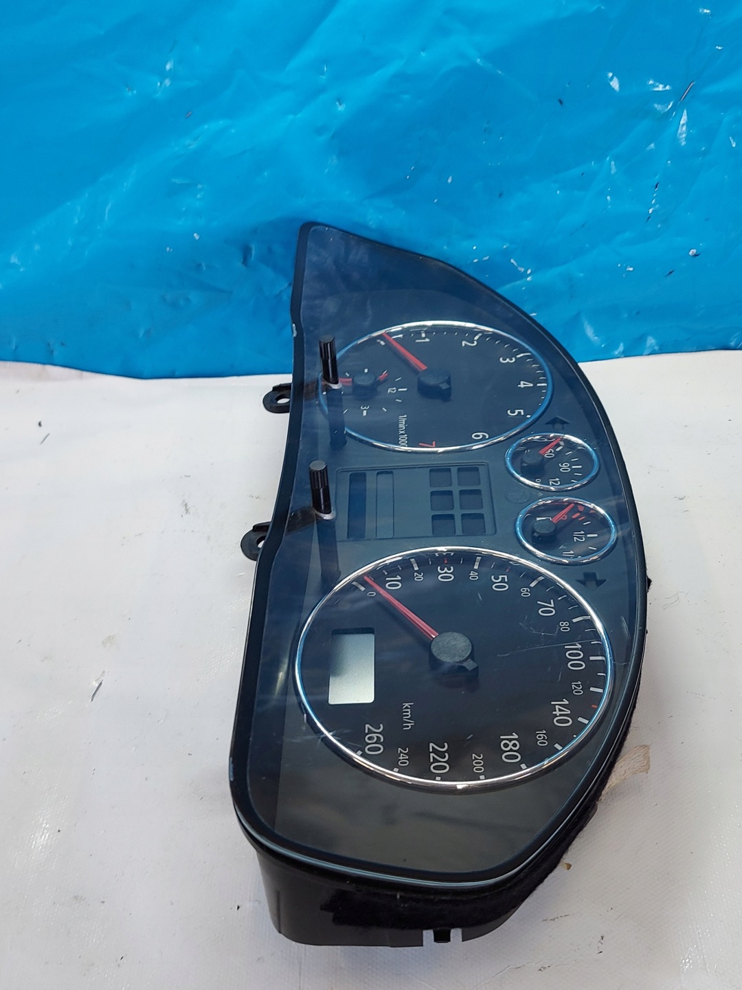 dials clock A4 B5 1.6 B 8D0919861C