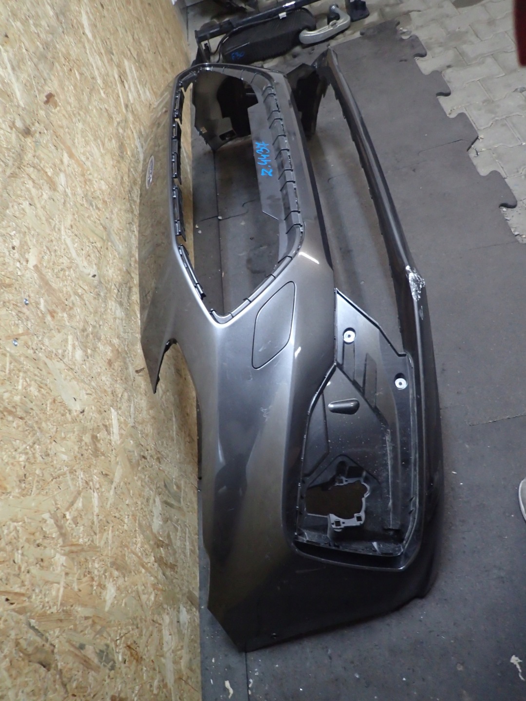 PARE CHOC AVANT FORD FOCUS MK4 ST
