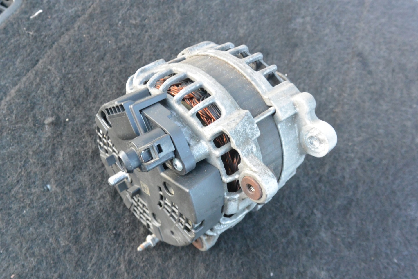 alternator 2.0TDI VW PASSAT B7 B8 USA