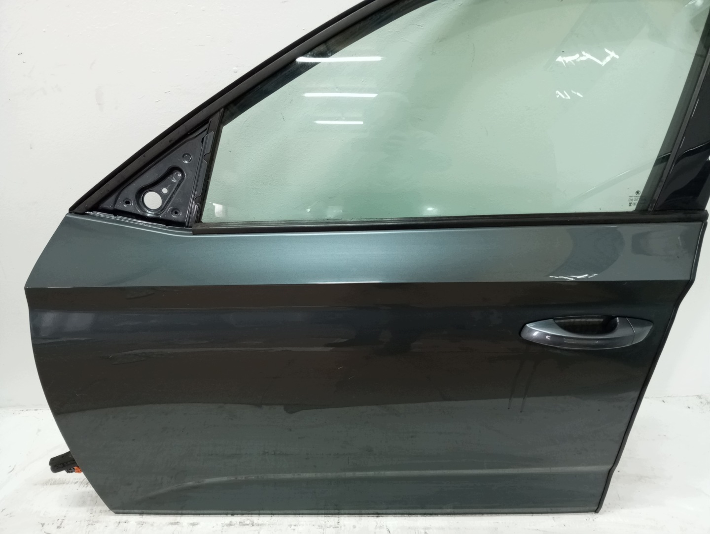door left front SKODA KAMIQ 21R