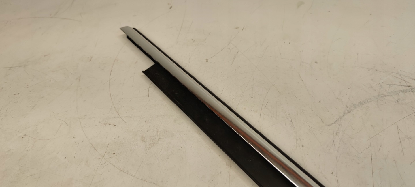 moulding CHROM door left rear part AUDI A7 4G8853763B
