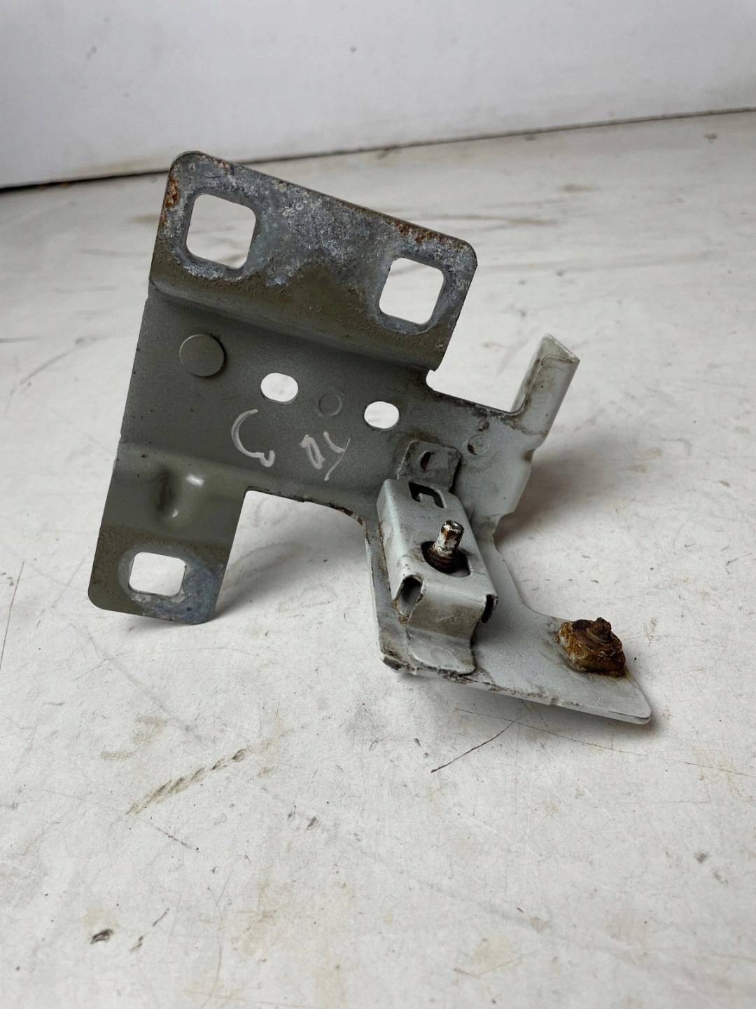 console holder silownika bonnets right Renault Trafic III Opel Vivaro B