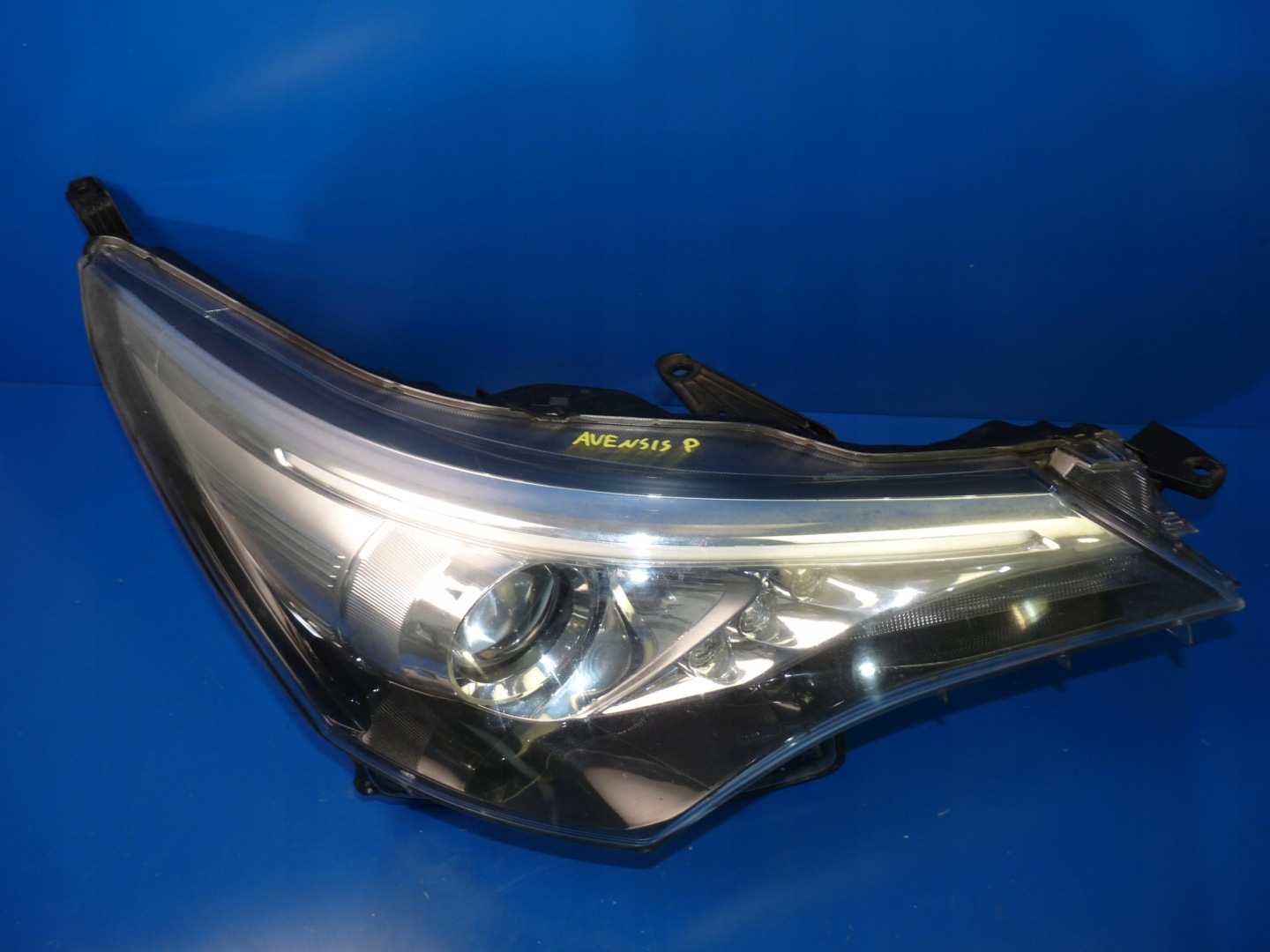 TOYOTA AVENSIS T27 LIFT T29 light right front front right ANGLIK