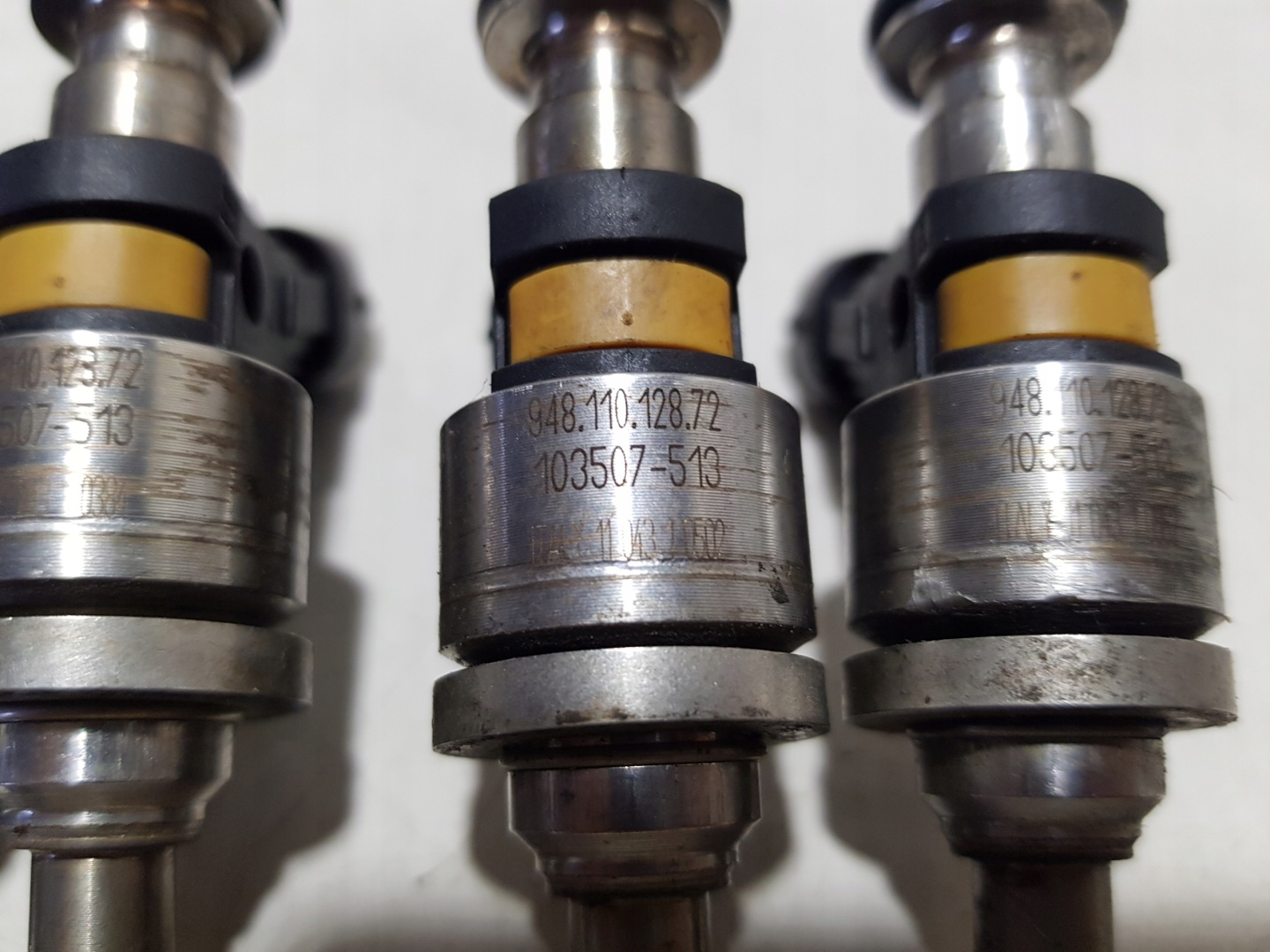 PORSCHE PANAMERA CAYENNE 7P 4.8 injector nozzle 94811012872