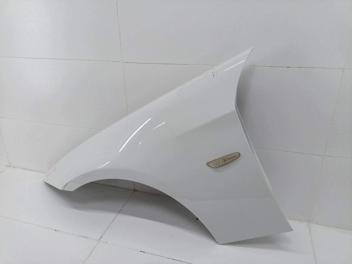 sárvédö eleje bal strona BMW 3 E90/E91 E91 2007