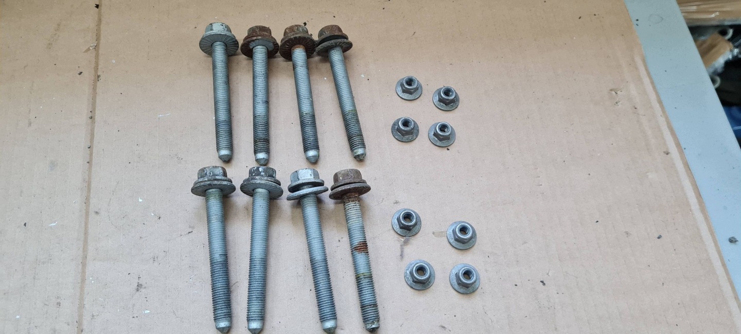 A6 C7 4G screws springing front axle beam axle beam A7 4G A4 B8 S4 A5 8T