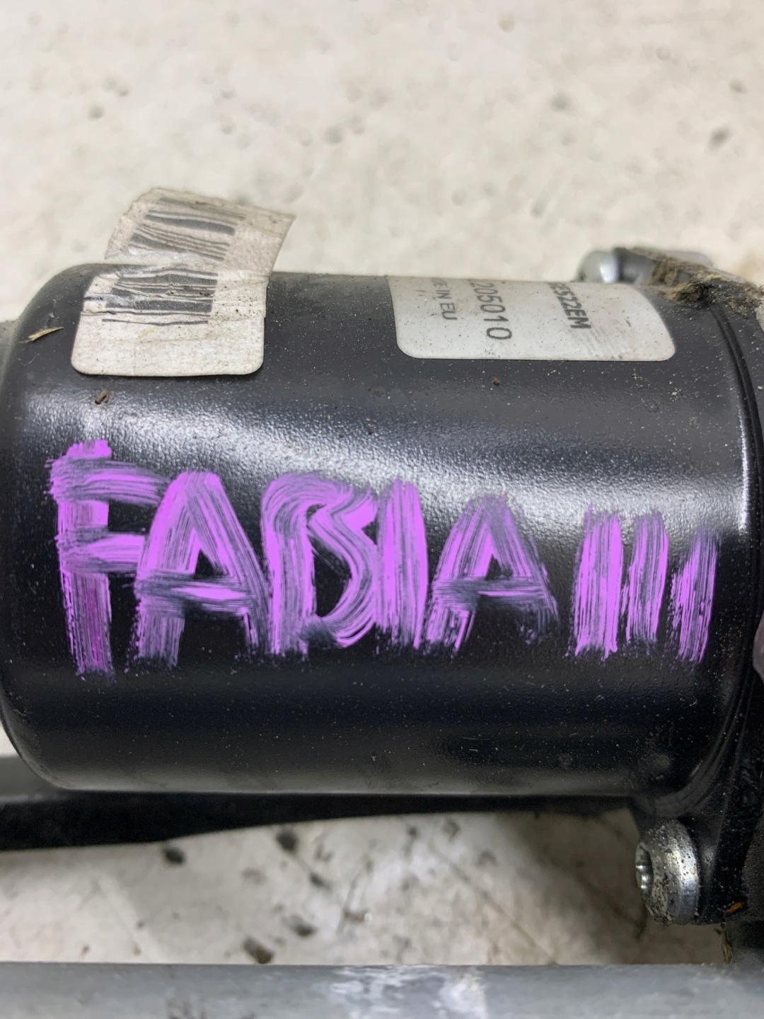 wiper mechanism front SKODA FABIA III