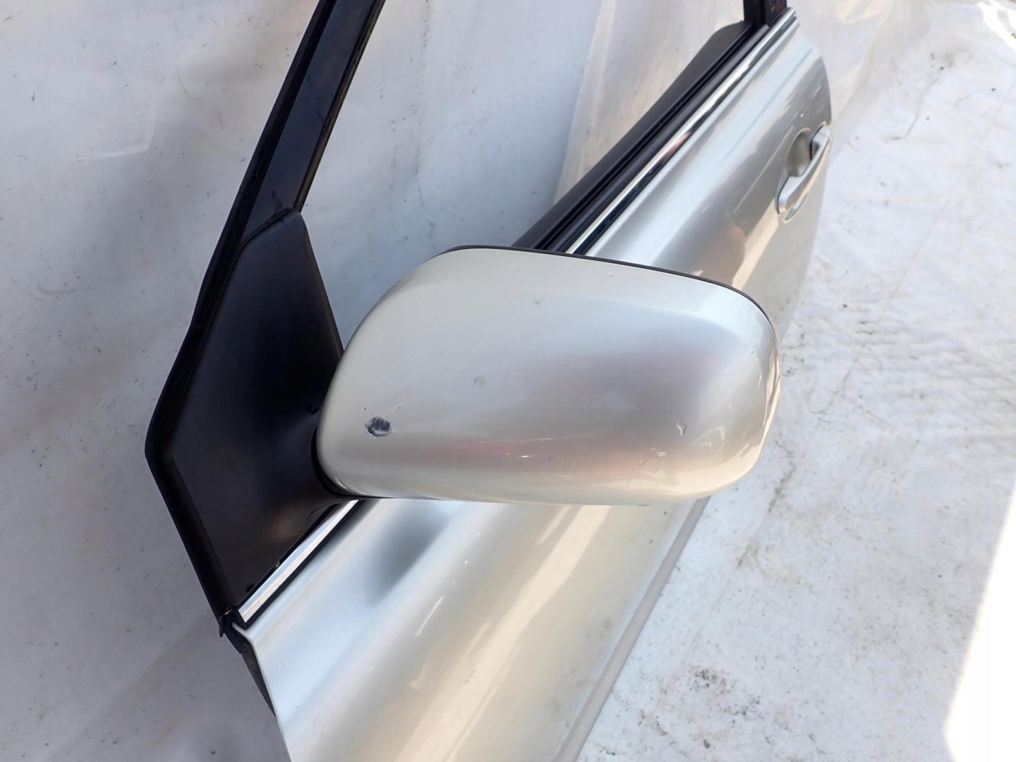 TOYOTA AVENSIS II 2 03-09 mirror front left