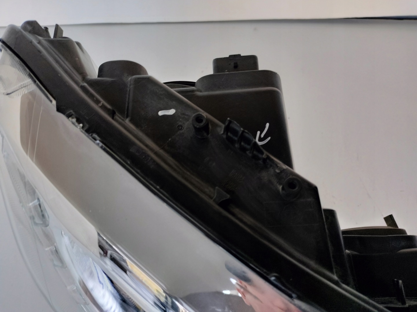 light right REFLEKTOR DACIA SANDERO II LOGAN 16- LIFT LED
