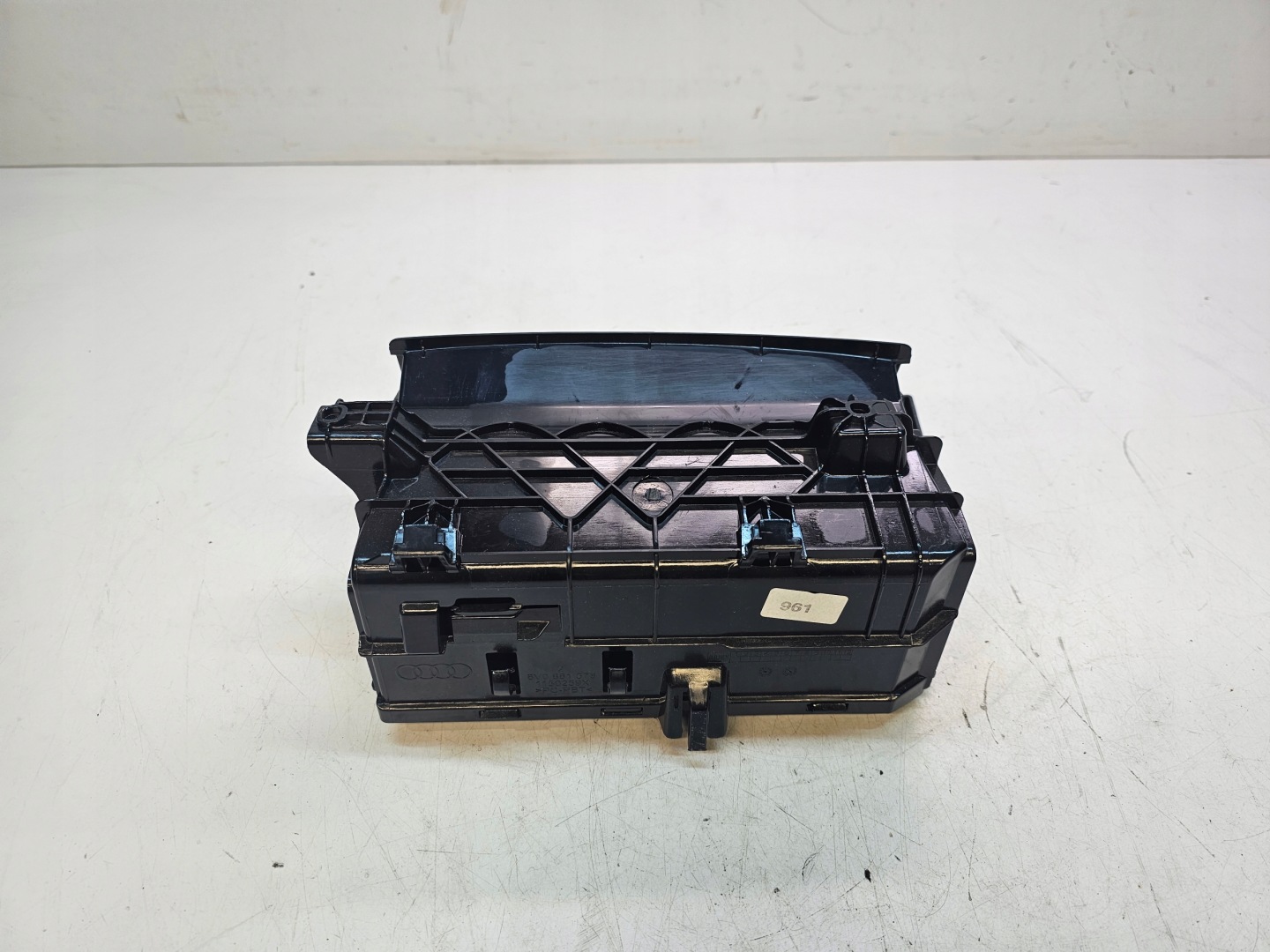 Handschuhfach SITZ rechts AUDI A3 8V 8V0881578