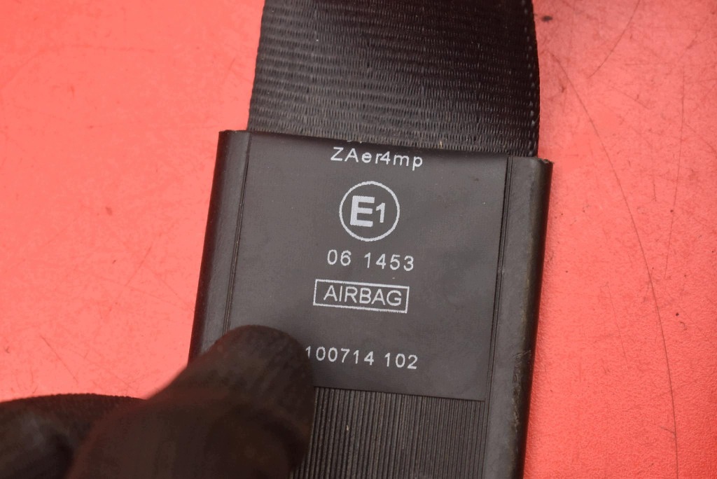 Gurten Sicherheits mitte vorne DT11-V611B62-BCW FORD TRANSIT CONNECT MK2