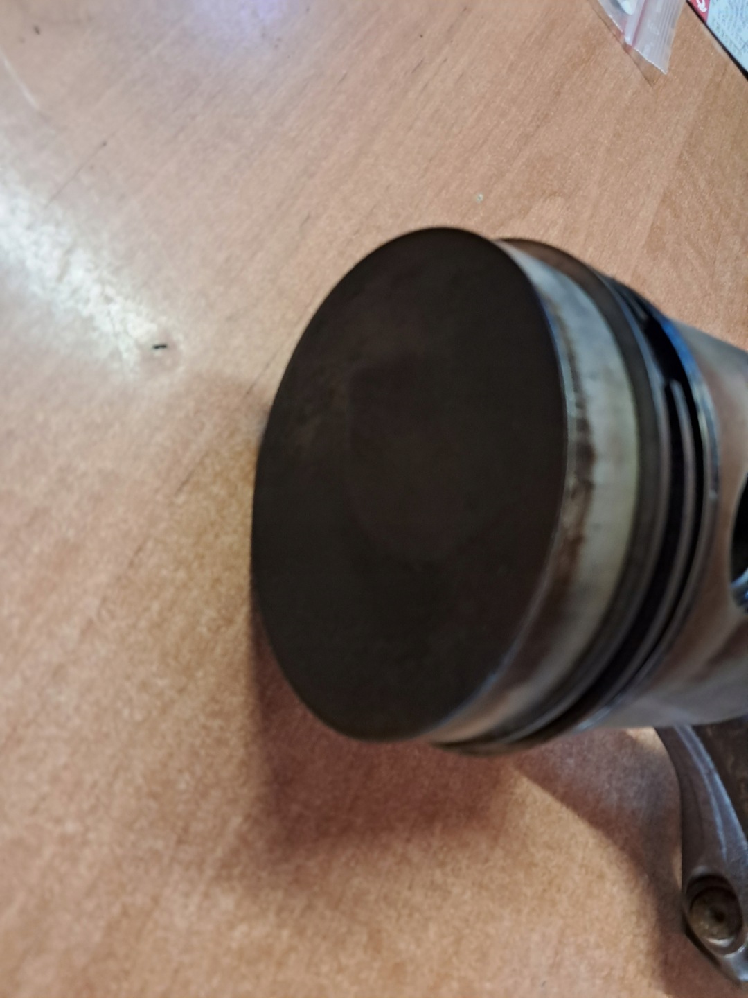piston MERCEDES W123 2,0 115.938 1150301017