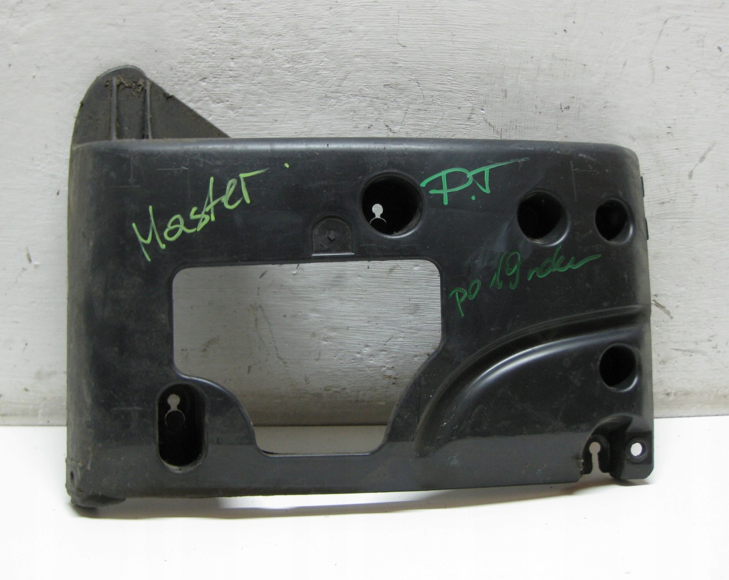 RENAULT MASTER III LIFT bumper bracket right rear part 852220001R