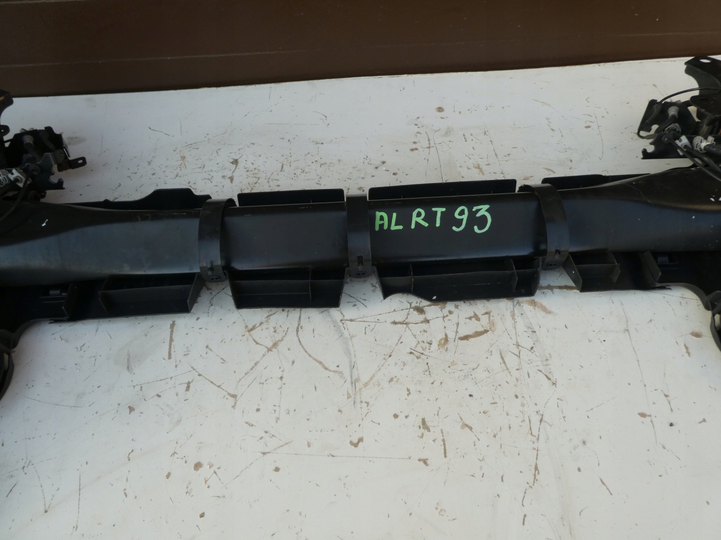 TRÄGER HECK HINTEN RENAULT MEGANE IV