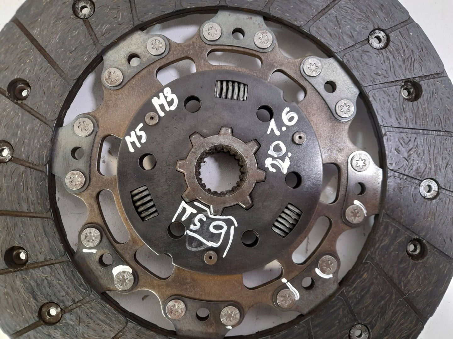 Mazda 5 CW 1,6D Disque Embrayage AV617550C1B (TS9)