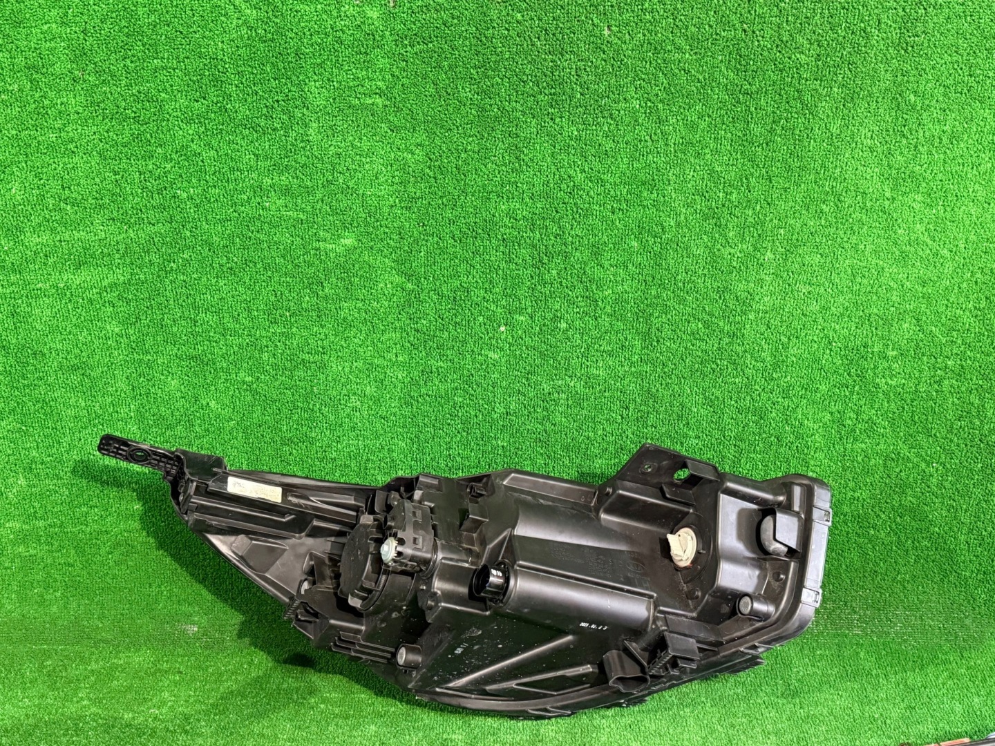 REFLEKTOR Gauche KIA RIO IV nr:358