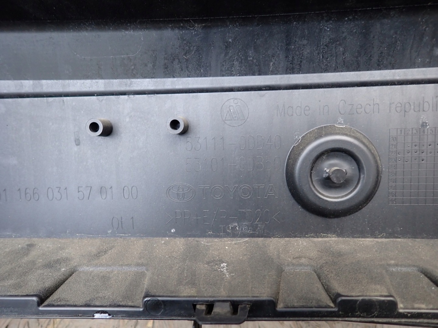 bumper front front TOYOTA YARIS 4 IV P21 2020