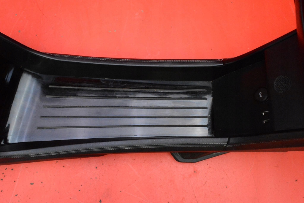 TUNEL central armrest EU TESLA MODEL S LIFT 16-21