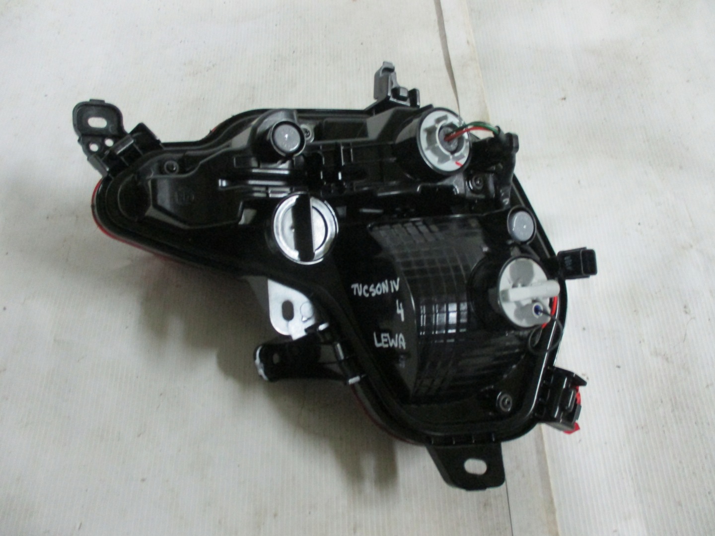 light left rear part Hyundai Tucson IV 92405-N7400